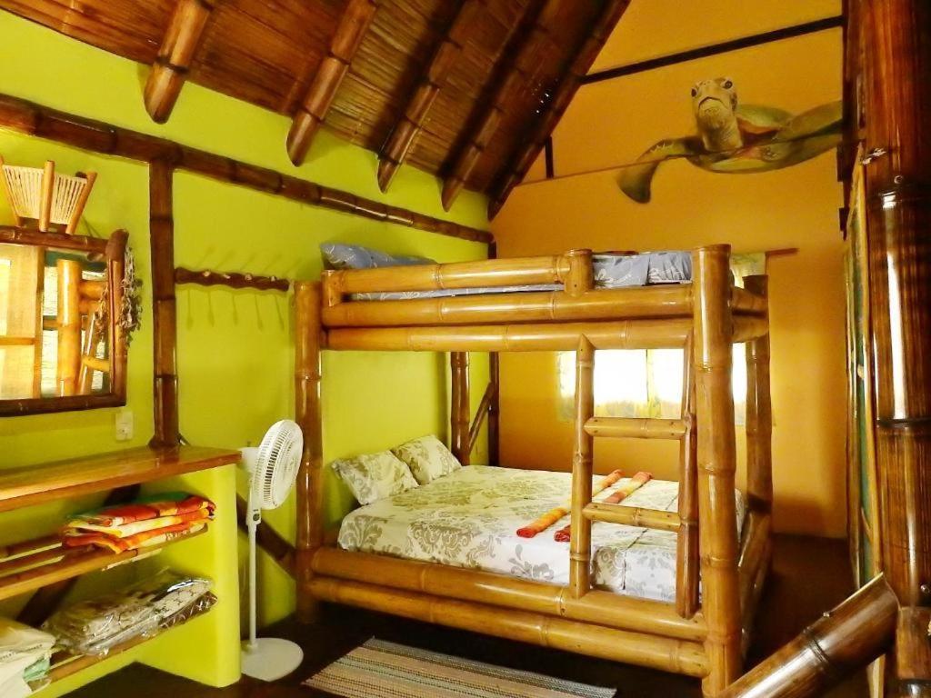 El Bochinche Hotel Mompiche ภายนอก รูปภาพ