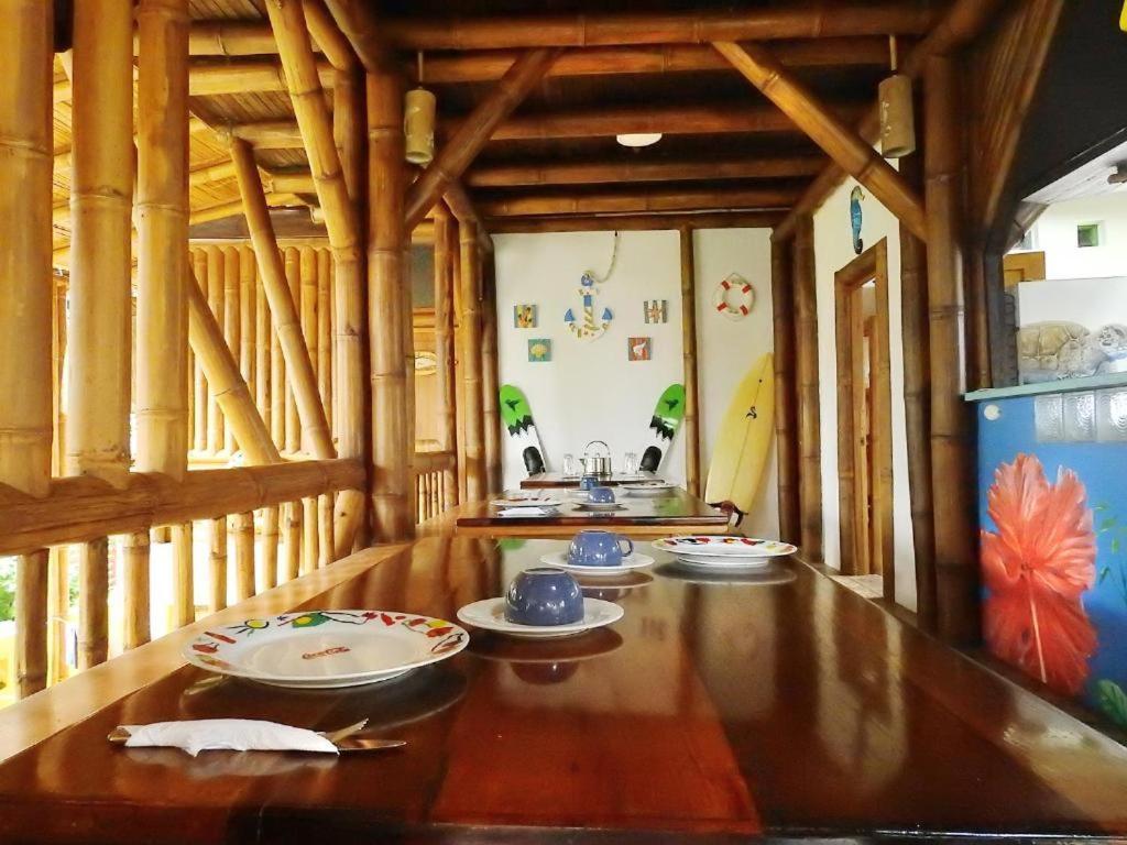 El Bochinche Hotel Mompiche ภายนอก รูปภาพ